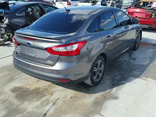 1FADP3F22EL360180 - 2014 FORD FOCUS SE GRAY photo 4