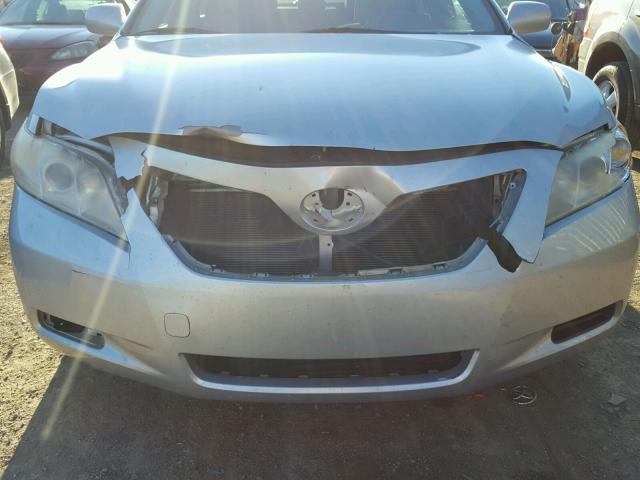 JTNBE46KX73007066 - 2007 TOYOTA CAMRY NEW SILVER photo 9