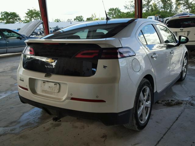 1G1RD6E48CU101691 - 2012 CHEVROLET VOLT WHITE photo 4