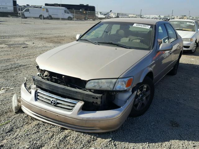 JT2BG22K910566814 - 2001 TOYOTA CAMRY CE GOLD photo 2