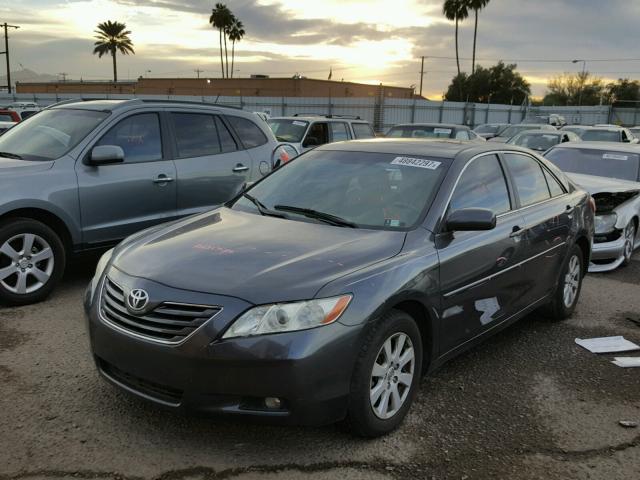 4T1BK46KX9U094487 - 2009 TOYOTA CAMRY SE CHARCOAL photo 2