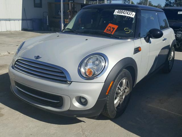 WMWSU3C52DT691796 - 2013 MINI COOPER SILVER photo 2