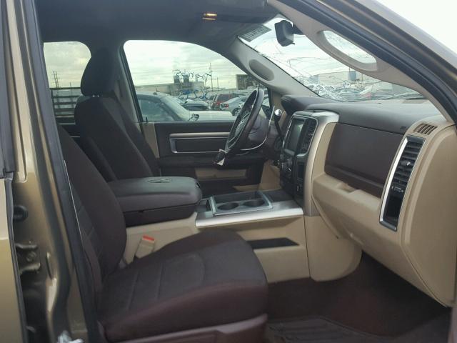 3C6UR5DLXFG686150 - 2015 RAM 2500 SLT 棕色 照片 5