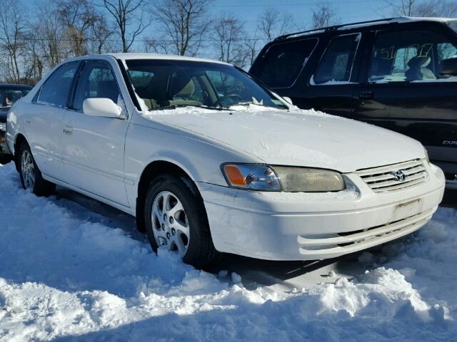 JT2BF22K8X0164858 - 1999 TOYOTA CAMRY LE WHITE photo 1