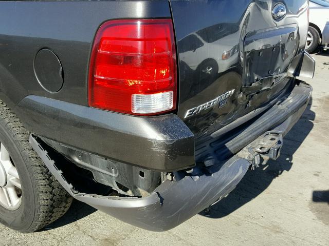 1FMPU16525LB07645 - 2005 FORD EXPEDITION GRAY photo 9