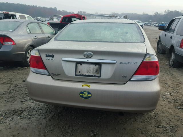 4T1BF32KX5U089028 - 2005 TOYOTA CAMRY LE BEIGE photo 9