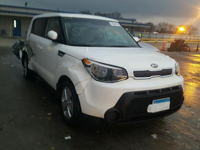 KNDJN2A27G7399525 - 2016 KIA SOUL WHITE photo 1