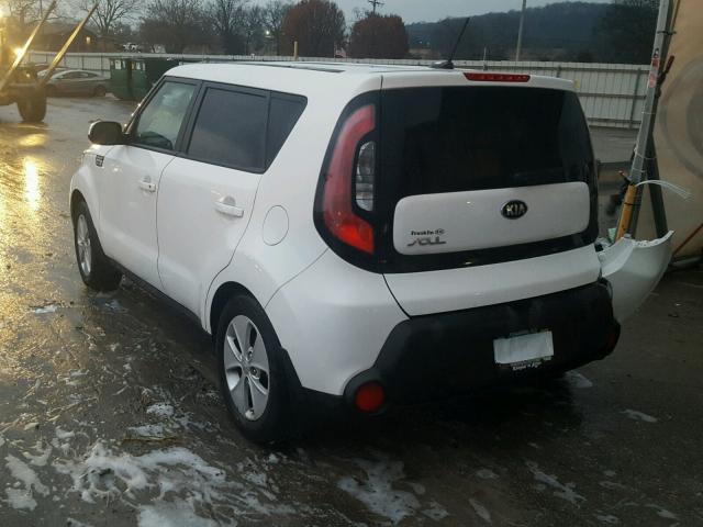 KNDJN2A27G7399525 - 2016 KIA SOUL WHITE photo 3