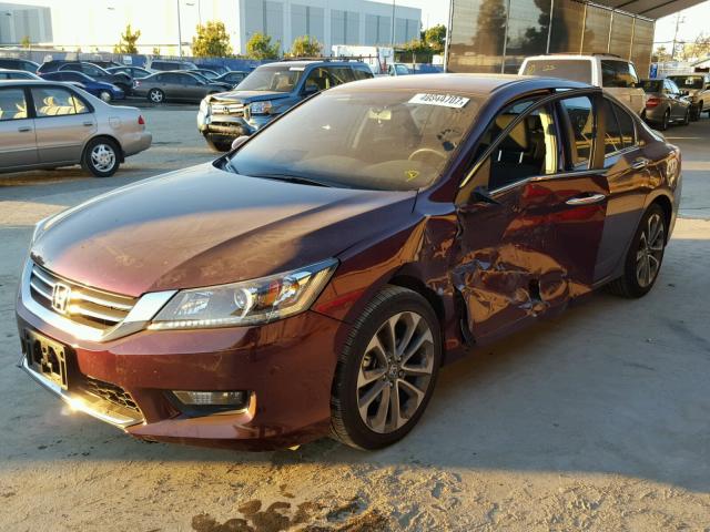 1HGCR2F5XFA270164 - 2015 HONDA ACCORD SPO RED photo 2