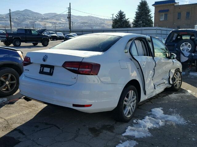 3VW2B7AJ3HM217647 - 2017 VOLKSWAGEN JETTA S 白色 照片 4