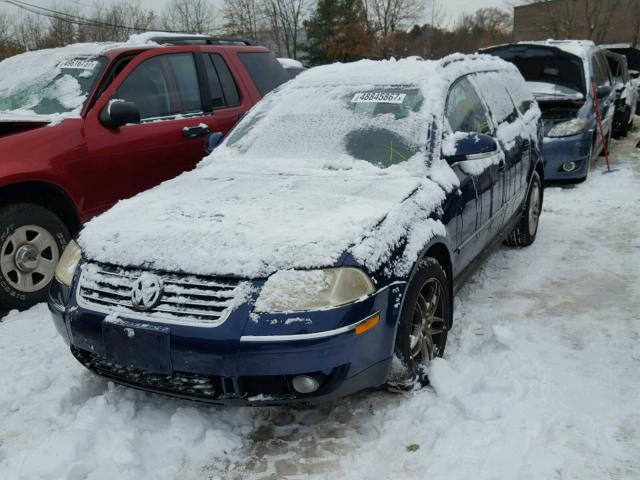 WVWDD63B45E140066 - 2005 VOLKSWAGEN PASSAT GLS BLUE photo 2