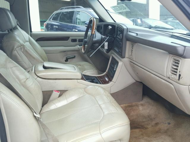 1GYEC63T32R175647 - 2002 CADILLAC ESCALADE L WHITE photo 5