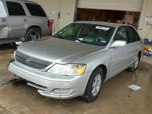 4T1BF28B92U226151 - 2002 TOYOTA AVALON XL SILVER photo 2