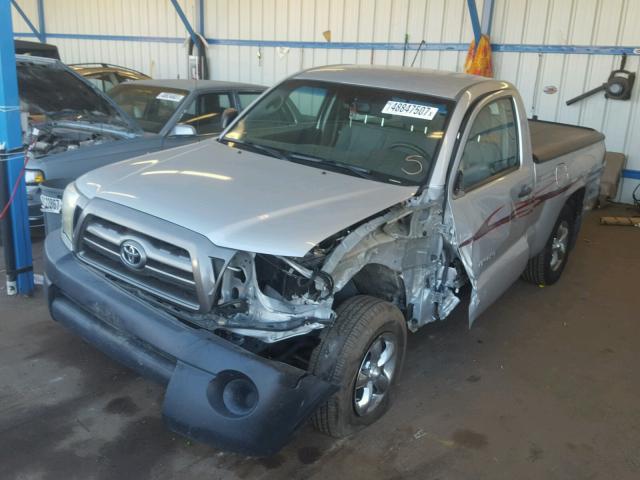 5TENX4CN1AZ679309 - 2010 TOYOTA TACOMA SILVER photo 2