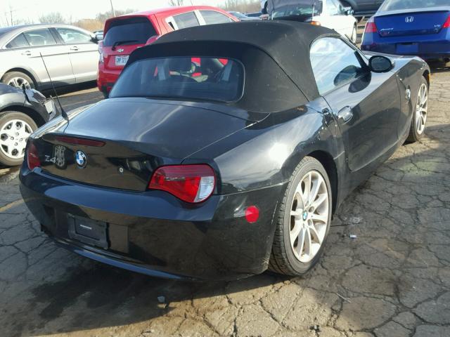 4USBU33507LW73038 - 2007 BMW Z4 3.0 BLACK photo 4