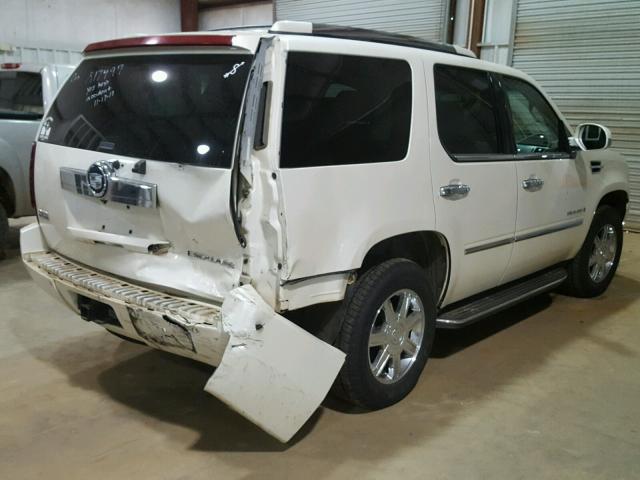 1GYEC63837R359084 - 2007 CADILLAC ESCALADE L WHITE photo 4