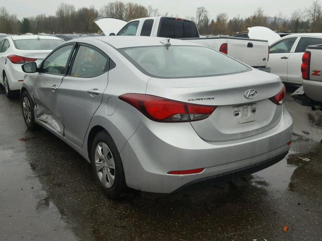 5NPDH4AE0GH698862 - 2016 HYUNDAI ELANTRA SE SILVER photo 3