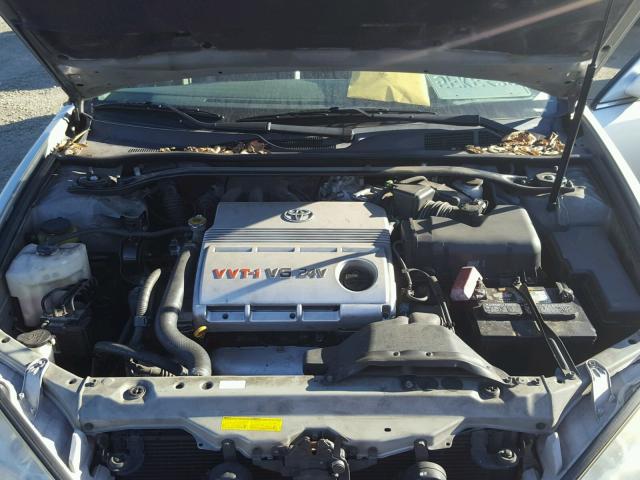 4T1BF32K14U069331 - 2004 TOYOTA CAMRY LE ვერცხლისფერი ფოტო 7