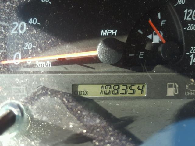 4T1BF32K14U069331 - 2004 TOYOTA CAMRY LE ვერცხლისფერი ფოტო 8