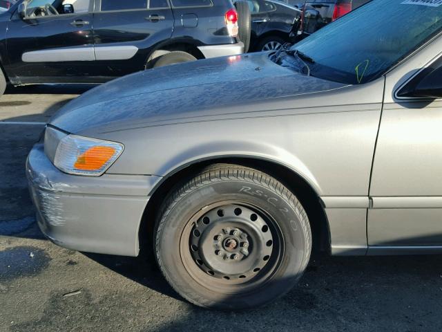 4T1BF22K5YU110351 - 2000 TOYOTA CAMRY LE GRAY photo 9