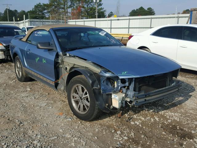 1ZVFT84N755244015 - 2005 FORD MUSTANG BLUE photo 1