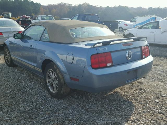 1ZVFT84N755244015 - 2005 FORD MUSTANG BLUE photo 3