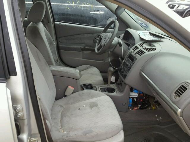 1G1ZS52F95F193195 - 2005 CHEVROLET MALIBU ვერცხლისფერი ფოტო 5