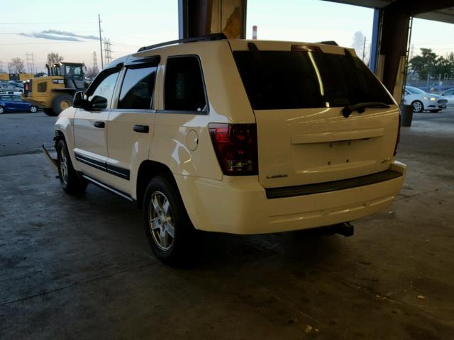 1J4HR48N26C223822 - 2006 JEEP GRAND CHER WHITE photo 3