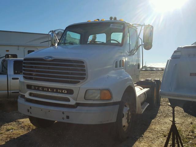 2FWJA3CV07AW81432 - 2007 STERLING TRUCK AT 9500 WHITE photo 2