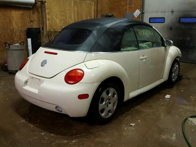 3VWCK21Y73M330675 - 2003 VOLKSWAGEN NEW BEETLE WHITE photo 4