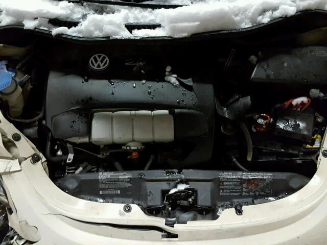 3VWCK21Y73M330675 - 2003 VOLKSWAGEN NEW BEETLE 白色 照片 7
