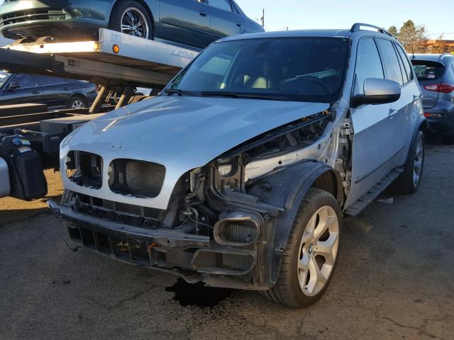 5UXFE83559L171936 - 2009 BMW X5 XDRIVE4 SILVER photo 2