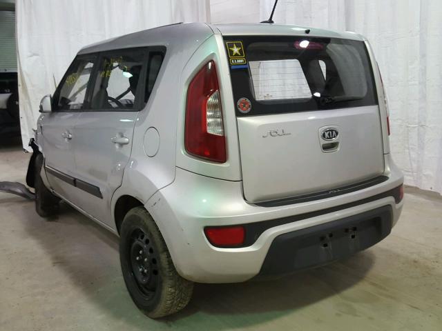 KNDJT2A56C7420312 - 2012 KIA SOUL SILVER photo 3