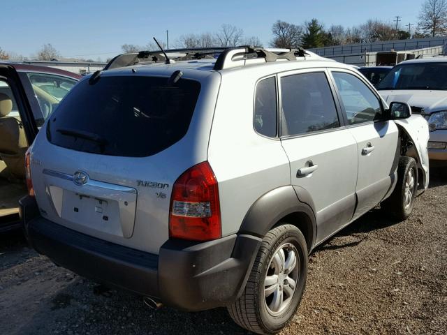 KM8JN12D77U474876 - 2007 HYUNDAI TUCSON SE GRAY photo 4