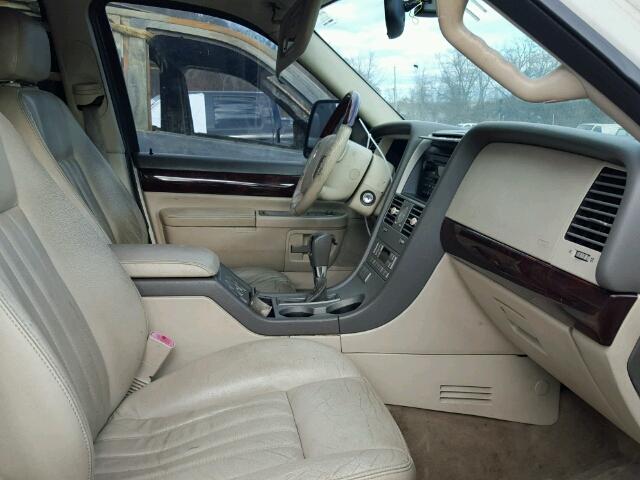 5LMEU88H54ZJ41188 - 2004 LINCOLN AVIATOR 白色 照片 5