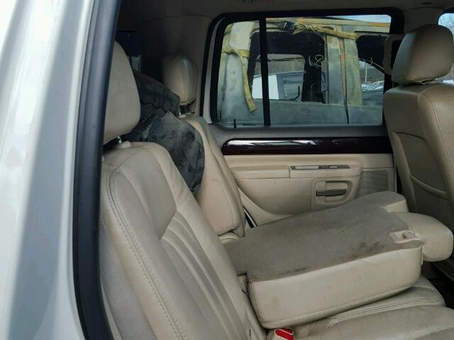 5LMEU88H54ZJ41188 - 2004 LINCOLN AVIATOR 白色 照片 6