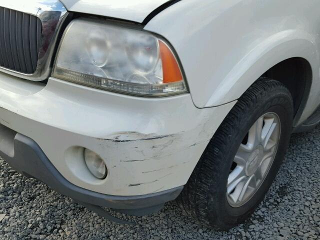 5LMEU88H54ZJ41188 - 2004 LINCOLN AVIATOR 白色 照片 9