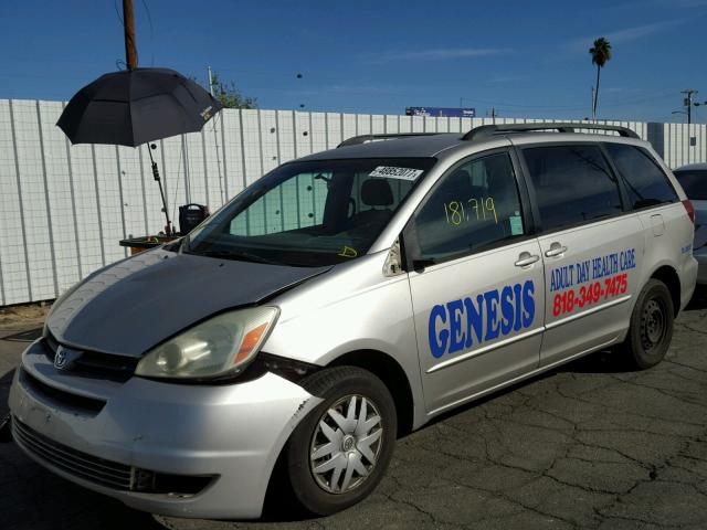 5TDZA23C35S278627 - 2005 TOYOTA SIENNA CE GRAY photo 2