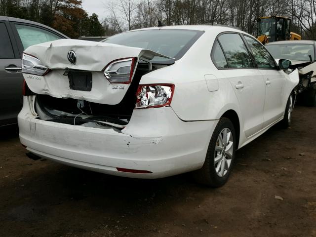 3VWDZ7AJ2BM306783 - 2011 VOLKSWAGEN JETTA SE WHITE photo 4