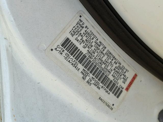 JT8BF22G0V0060010 - 1997 LEXUS ES 300 WHITE photo 10