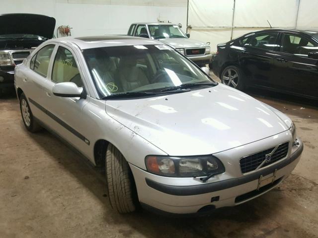 YV1RS61R622164209 - 2002 VOLVO S60 SILVER photo 1