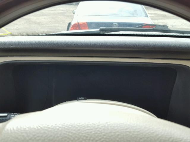 5LMFU28R43LJ32462 - 2003 LINCOLN NAVIGATOR Biały zdjęcie 8