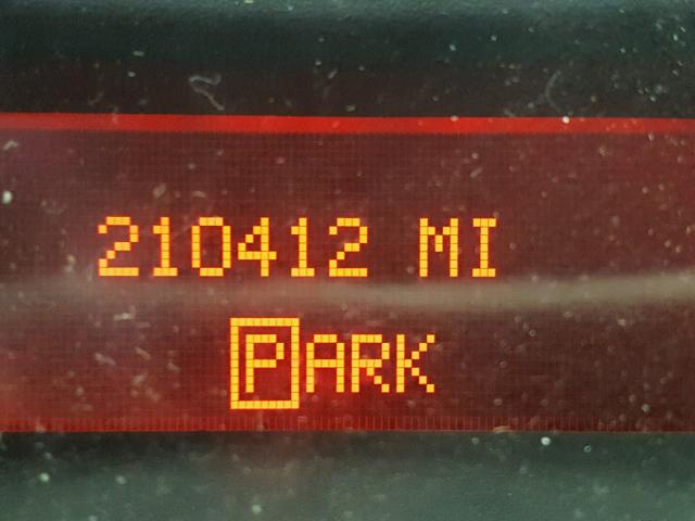 2G2WP522541219262 - 2004 PONTIAC GRAND PRIX BLACK photo 8