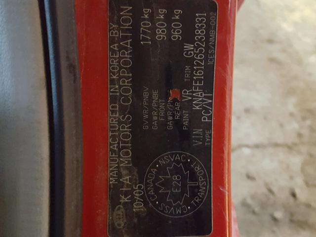 KNAFE161265238331 - 2006 KIA SPECTRA5 RED photo 10