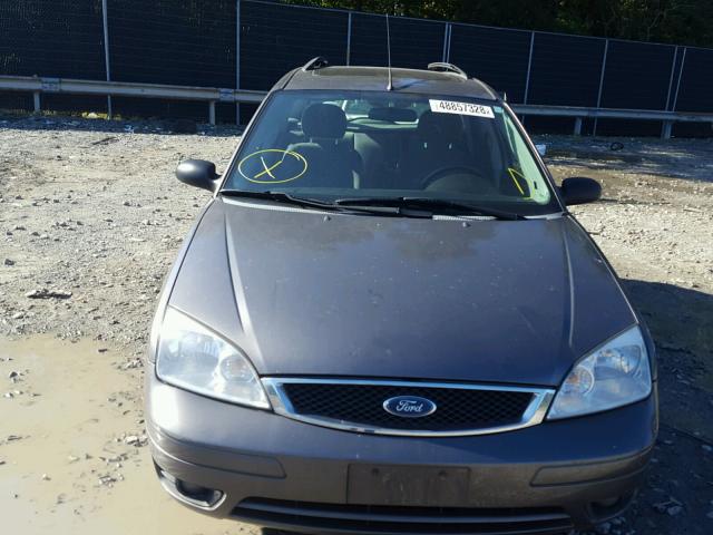 1FAHP36N96W156195 - 2006 FORD FOCUS ZXW BROWN photo 9