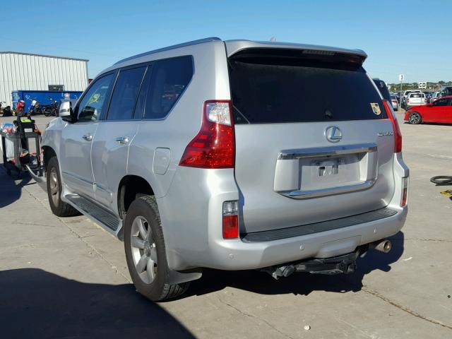 JTJJM7FX1C5045488 - 2012 LEXUS GX PREMIUM SILVER photo 3