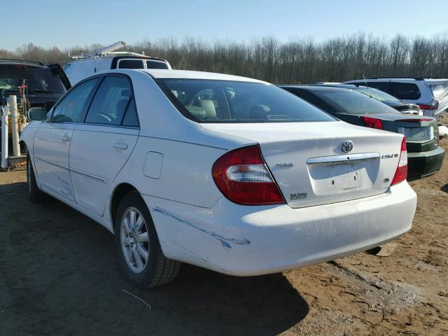 4T1BF30K62U022621 - 2002 TOYOTA CAMRY LE 白色 照片 3