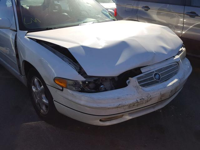 2G4WB52K831288435 - 2003 BUICK REGAL LS WHITE photo 9