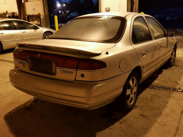 1MEFM66LXXK618846 - 1999 MERCURY MYSTIQUE L SILVER photo 4