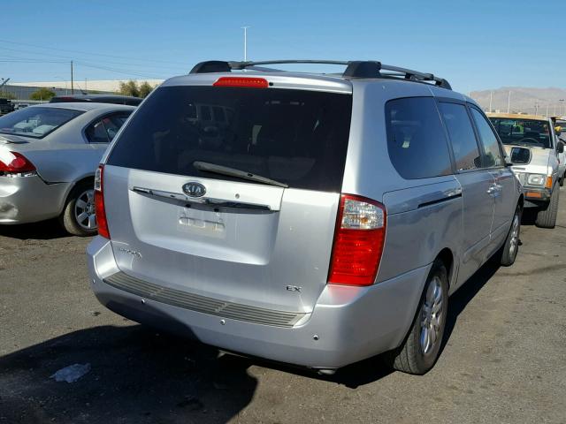 KNDMB233576147614 - 2007 KIA SEDONA EX SILVER photo 4